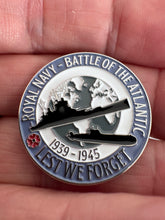 Load image into Gallery viewer, TRI REMEMBRANCE PIN BADGES