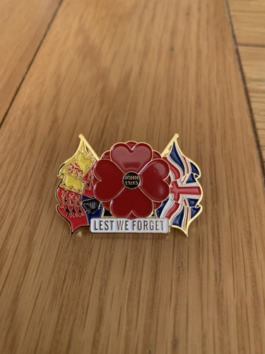 NEW ***For Queen & Country - lapel badge